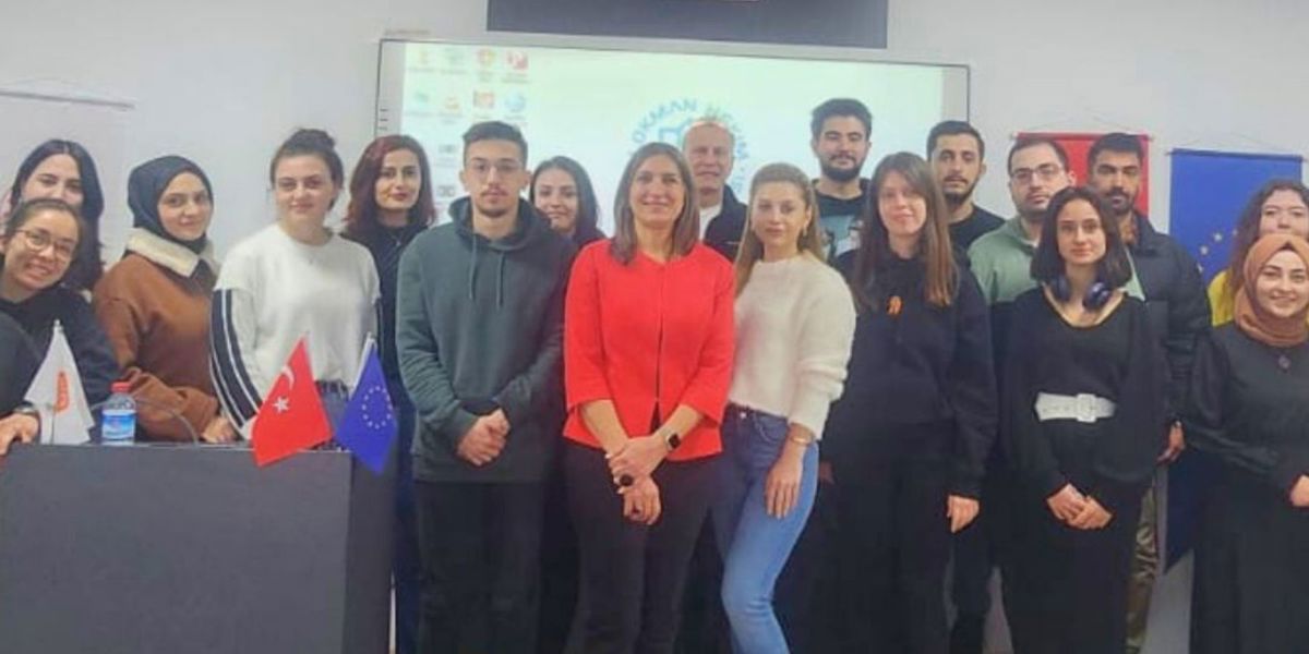 EGET VAKFI VE İKTİSADİ İŞLETMESİ’NİN EKOLOJİK VE SÜRDÜRÜLEBİLİR TARIM GİRİŞİMLERİ LOKMAN HEKİM ÜNİVERSİTESİ’NDE ANLATILDI