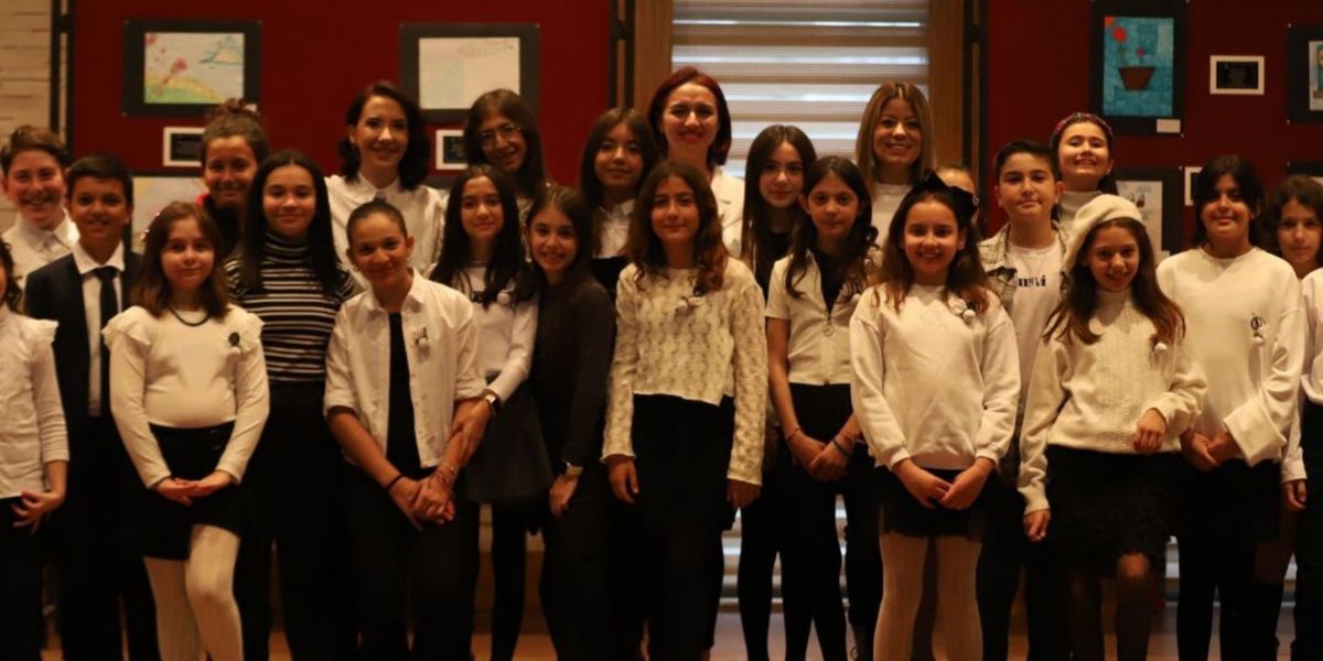 ‘GÖZÜMÜZDEN GÖNLÜMÜZE YAŞAYAN SAFAİ, ÇOCUKLARLA SAFAİ ÖZER’İ ANMA GECESİ